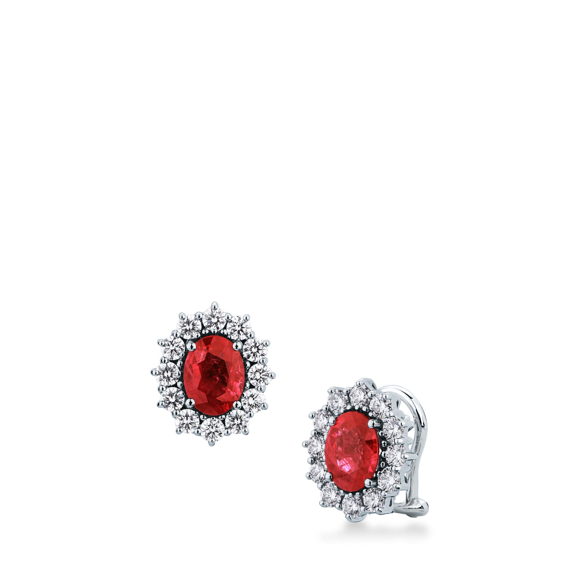 Pareja de pendientes de clip con rubí y diamante en oro blanco