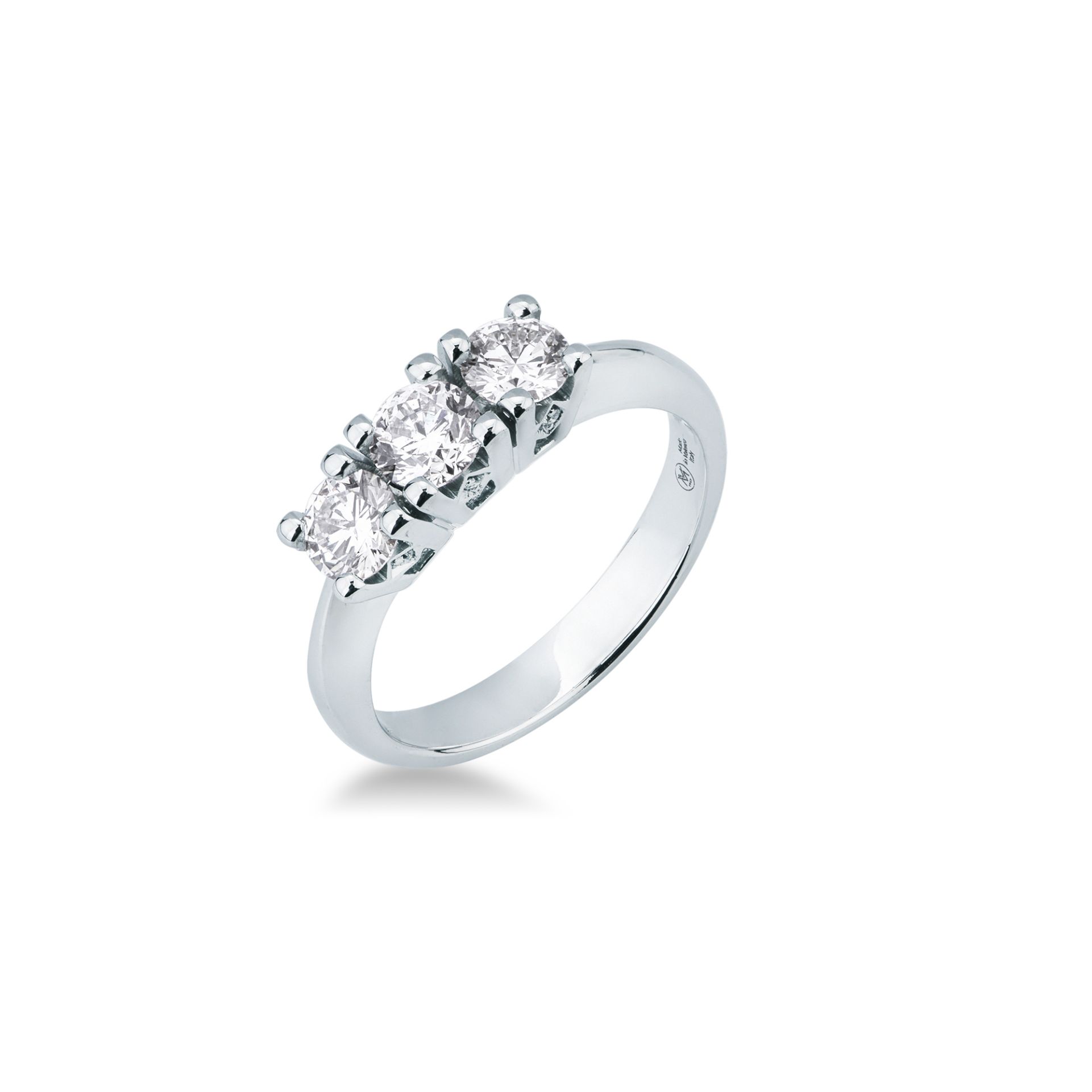Anillo con diamante en oro blanco