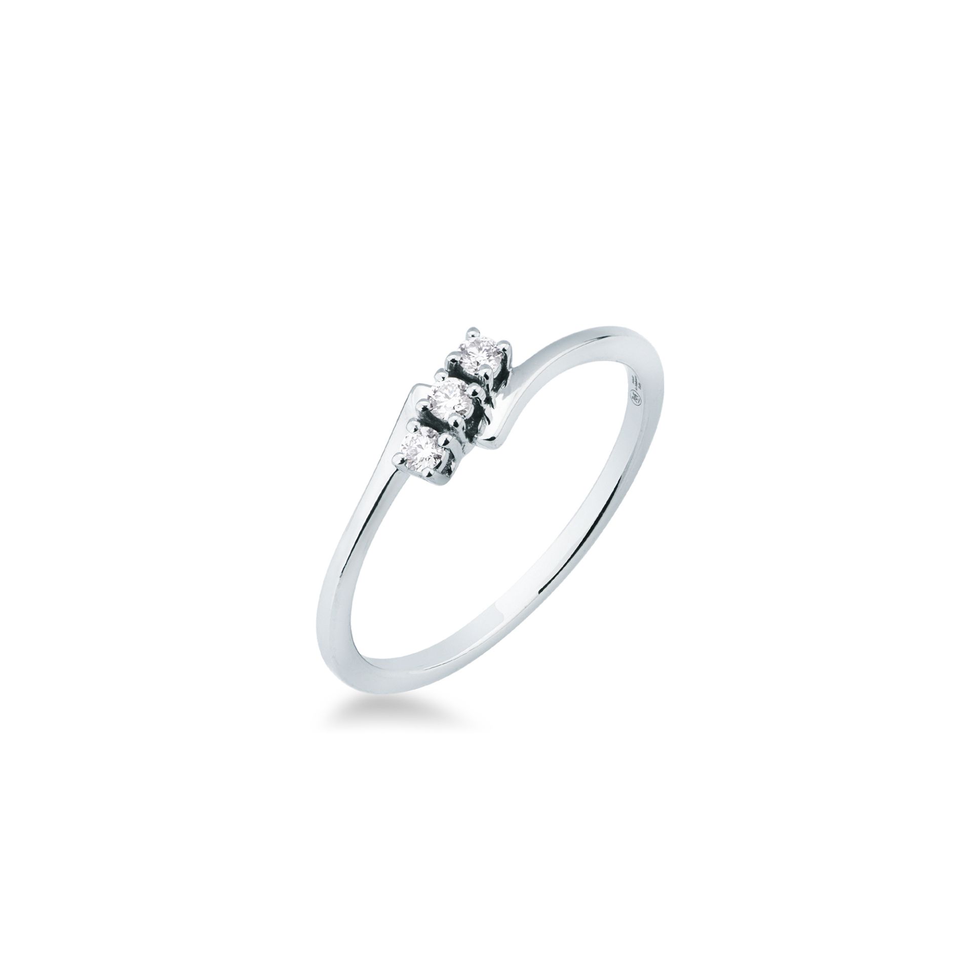 Anillo con diamante en oro blanco