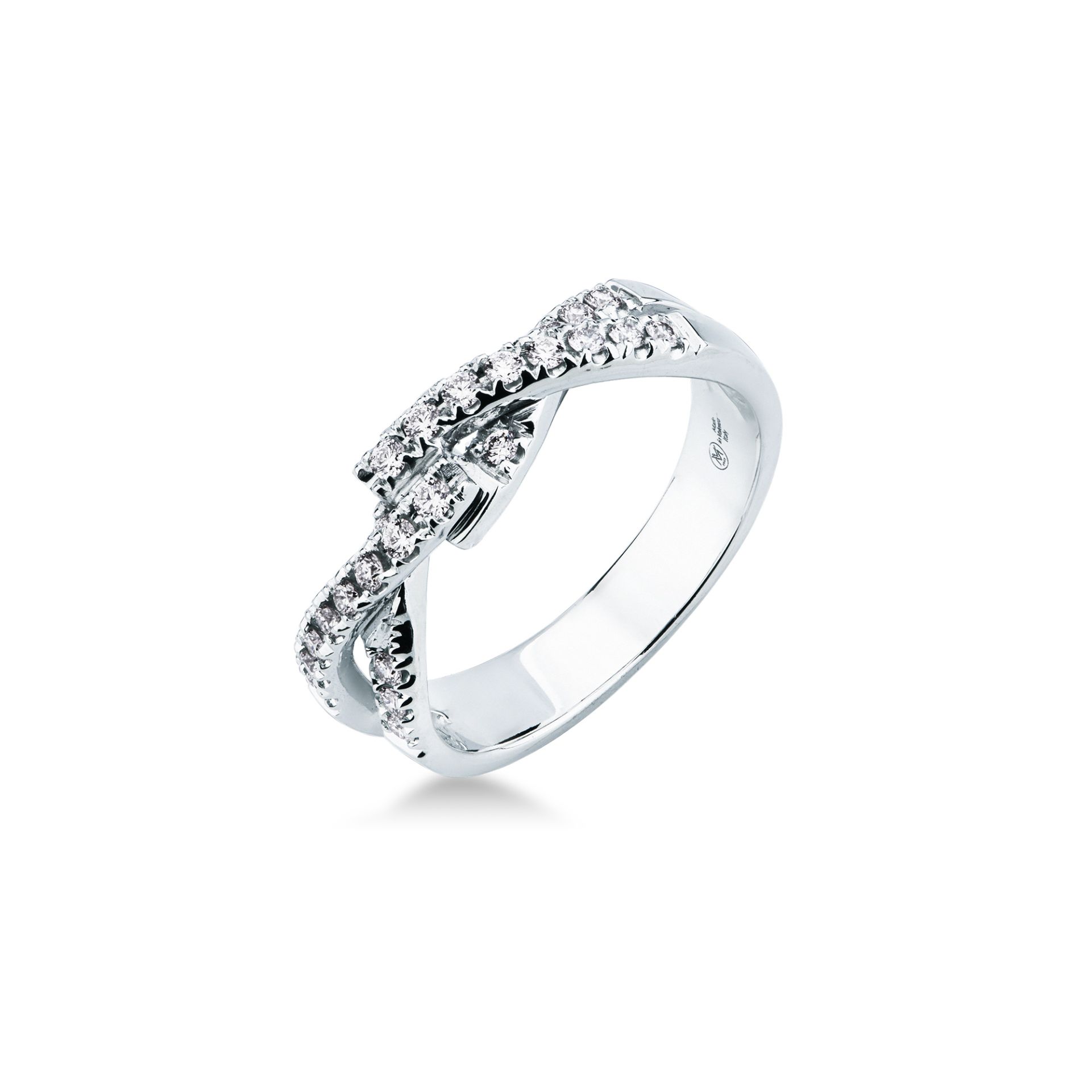 Anillo con diamante en oro blanco