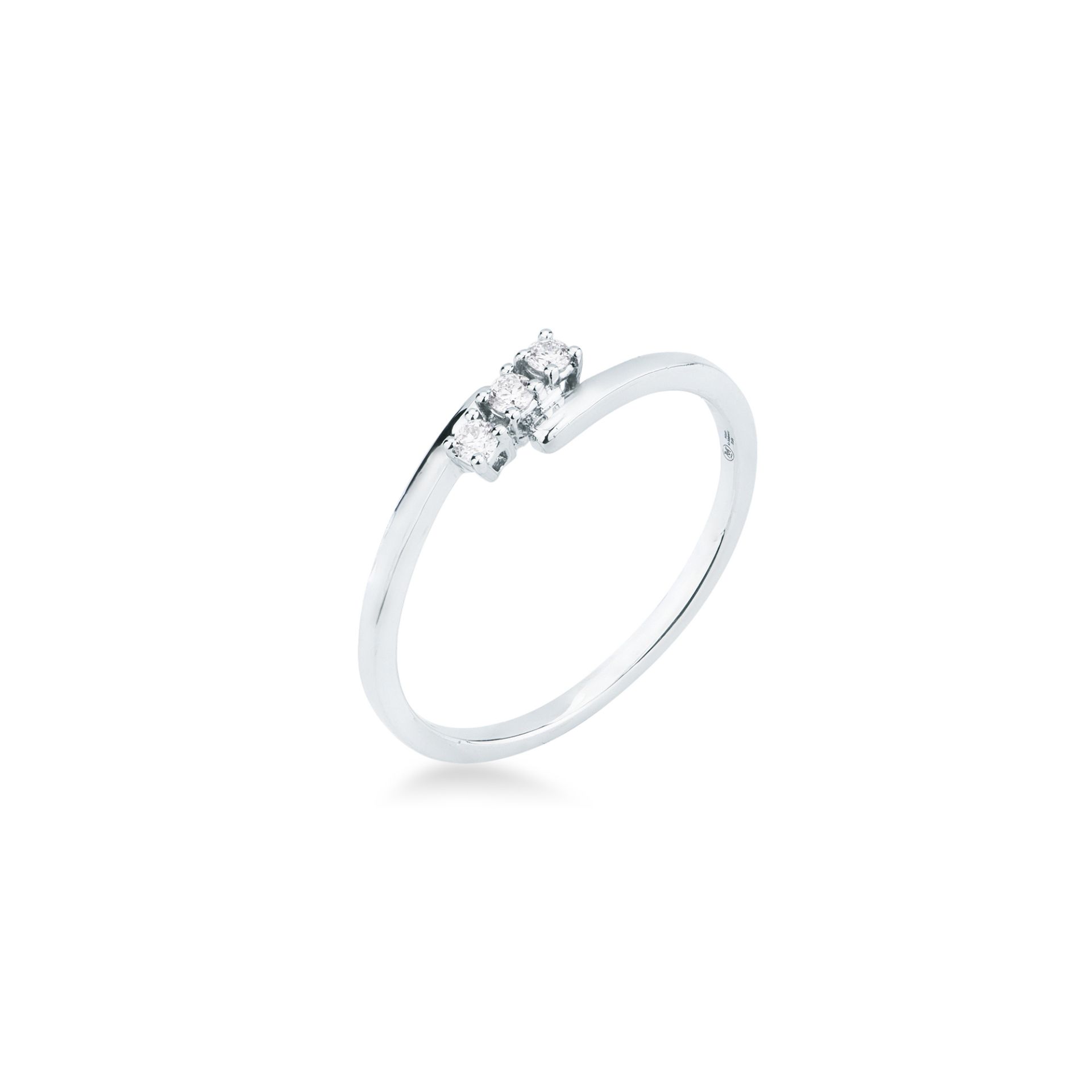 Anillo con diamante en oro blanco