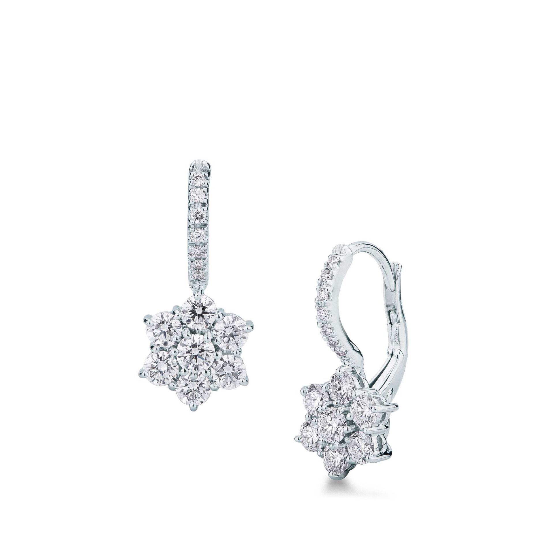 Pareja de pendientes de cierre catalán con diamante en oro blanco