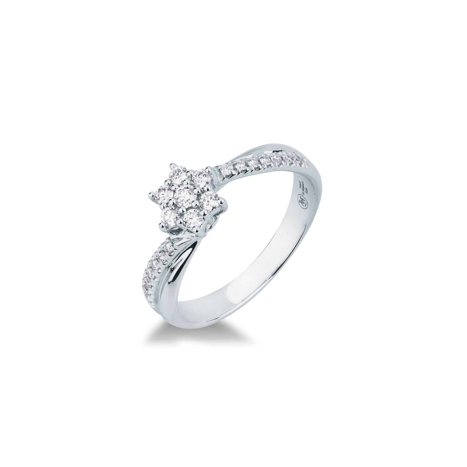 Anillo con diamante en oro blanco