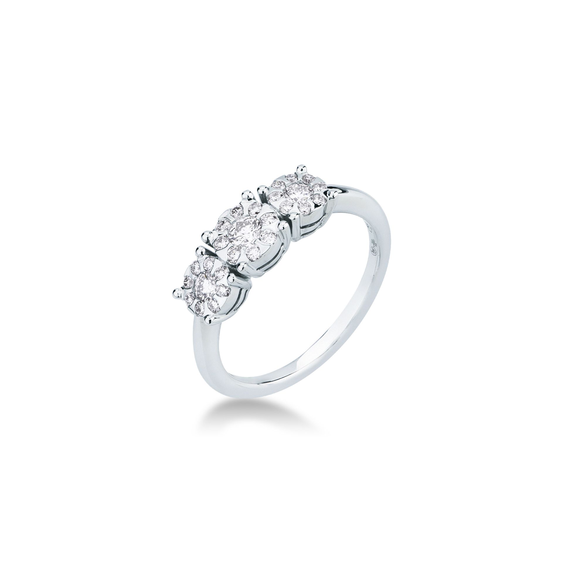 Ring with diamond in white gold