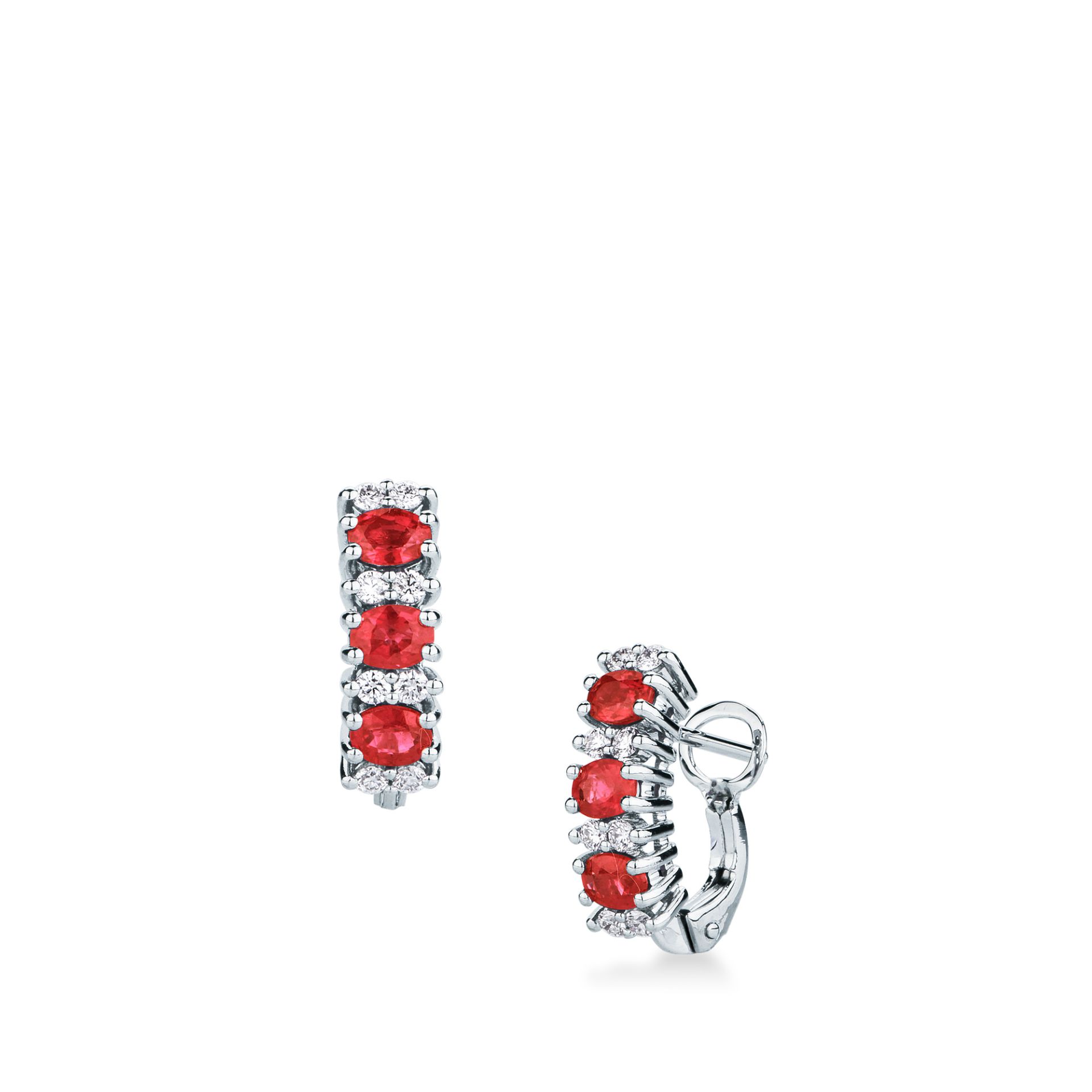 Pareja de pendientes de clip con rubí y diamante en oro blanco